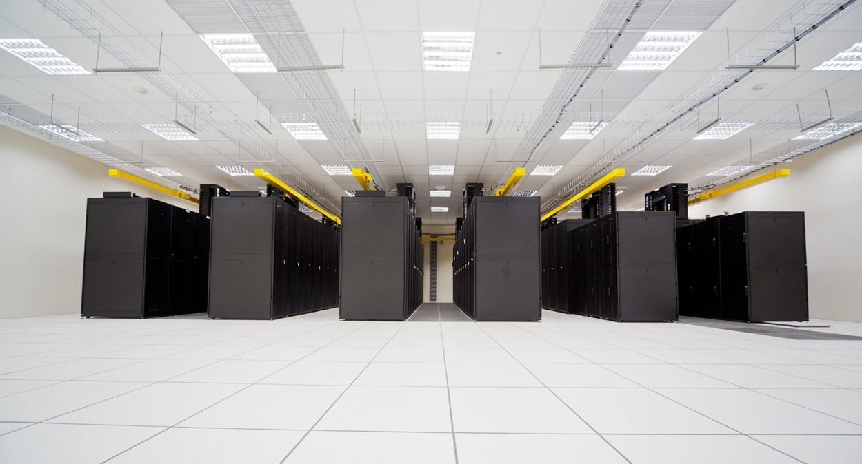 Under libera link dedicado de 40 Gbps para acelerar aplicações e transferência de dados